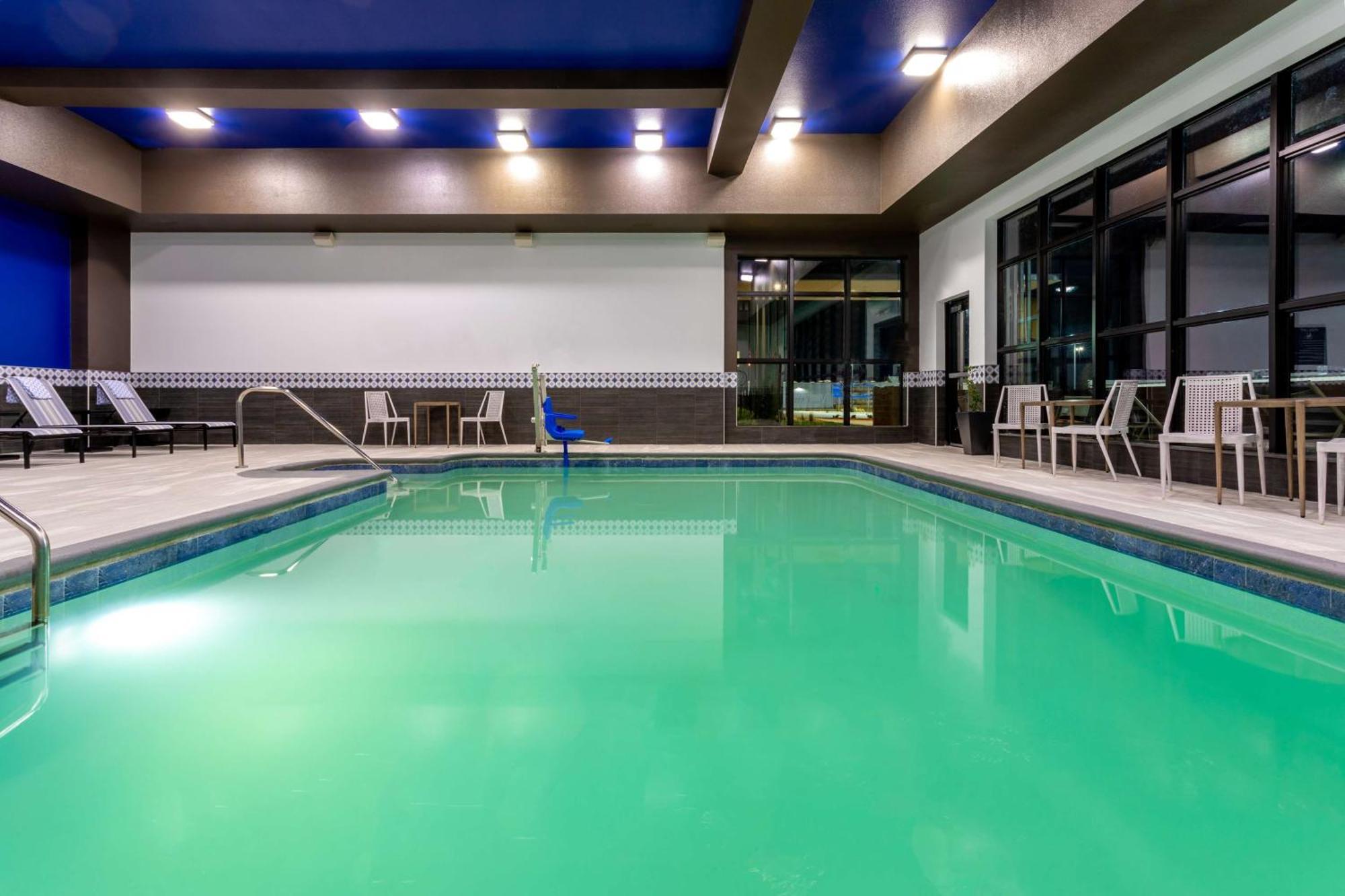 Hilton Garden Inn Hays, Ks Exteriér fotografie